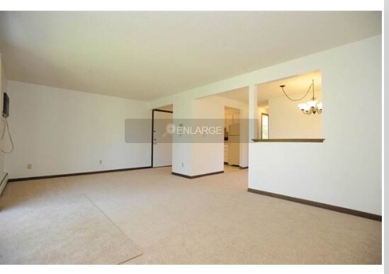 Living Area - Meadowlawn Apartments