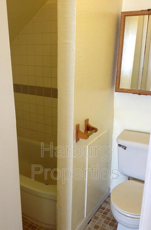 Photo - 852 Garfield Ave