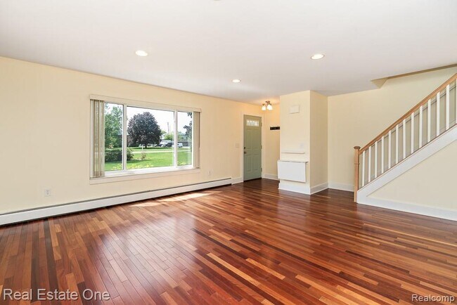 1147 Tienken Ct