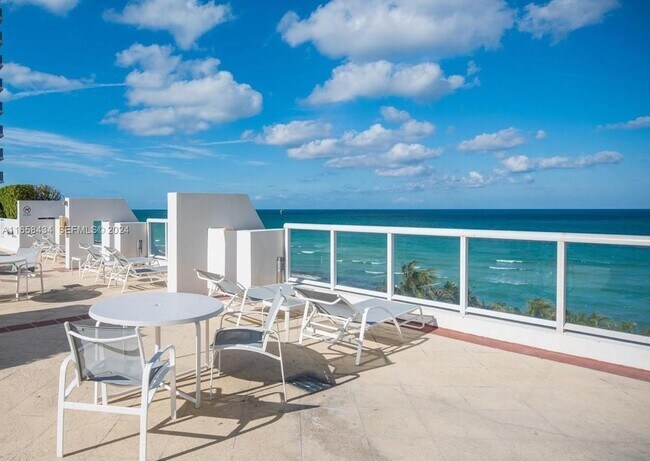6365 Collins Ave Unidad 4209