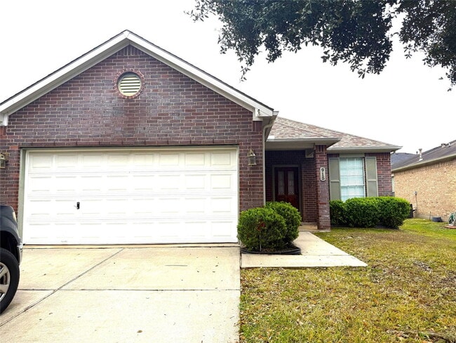 Photo - 915 Saginaw Bay Ct