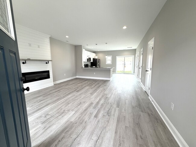 Photo - 1 Melissa Ln