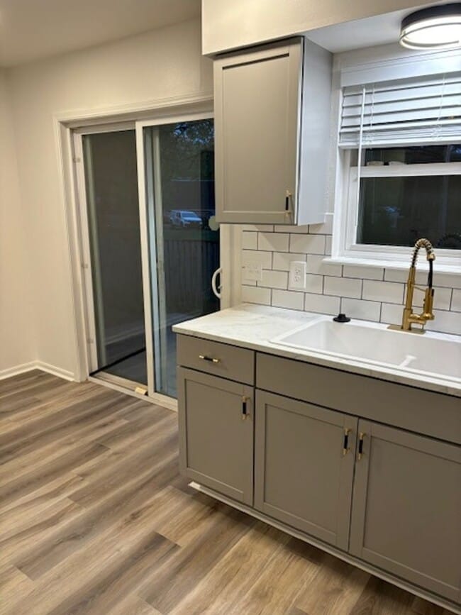 Photo - 4406 E 68th St