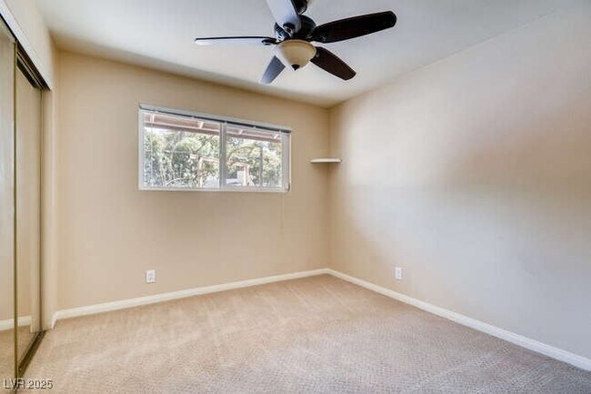 Photo - 1505 Strong Dr