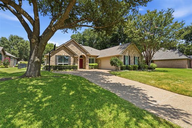Photo - 900 Muirfield Dr