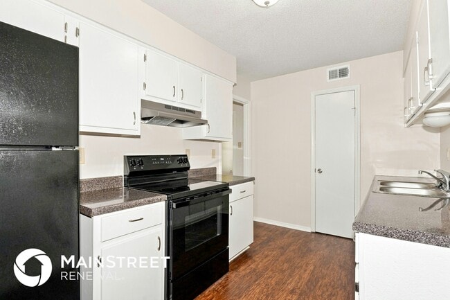Photo - 3661 Barberry St