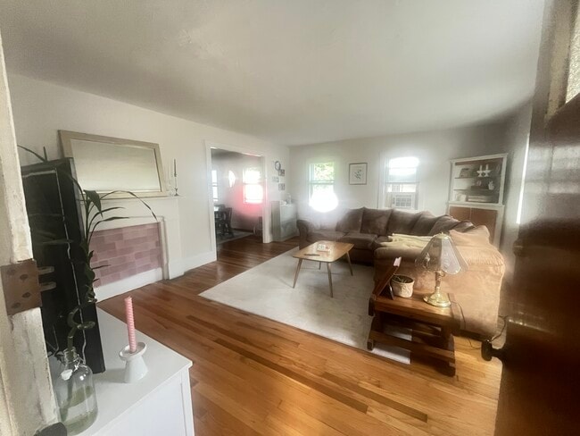 Living Room - 8 Lincoln St Unit 8LincolnSt#1