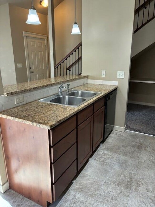 Photo - BW8950 Unit 104