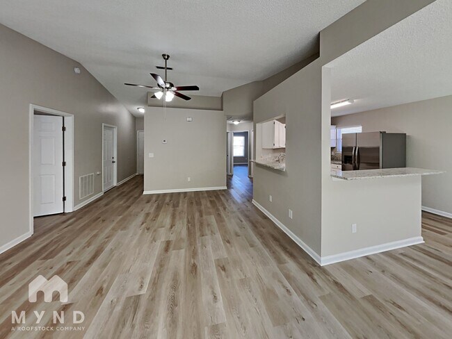 Photo - 6549 Arancio Dr W