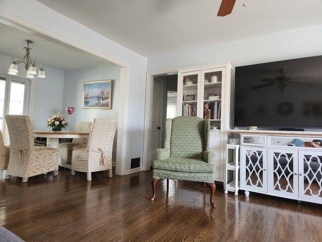 Photo - 311 E 6th Ave Unit 1