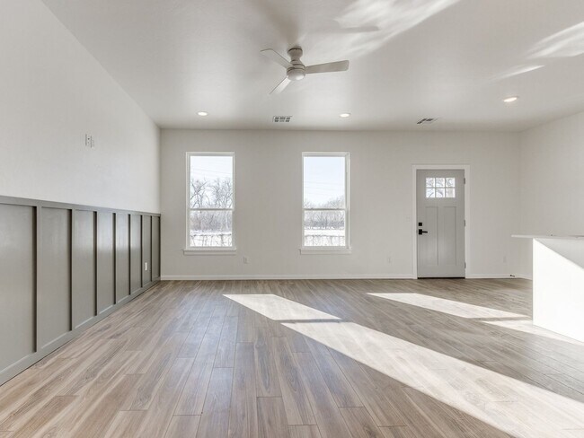 Photo - Norman - Close to Campus! 3 Bed, 2.5 Bath ...