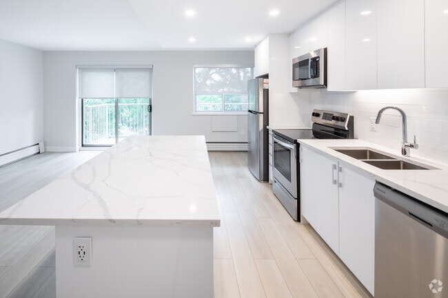 Photo - 265 Reynolds