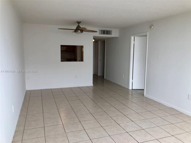 Photo - 1300 NE Miami Gardens Dr Unit 804E