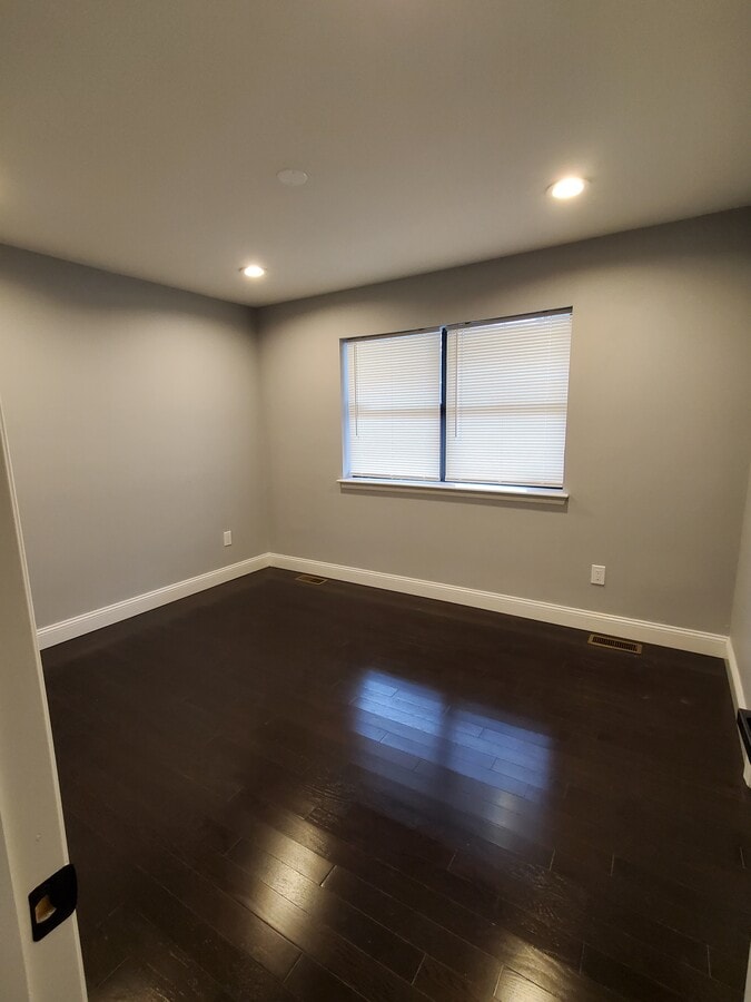 Photo - 50 E Main St Unit 1