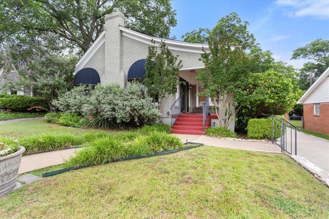 Photo - 4016 Pershing Ave