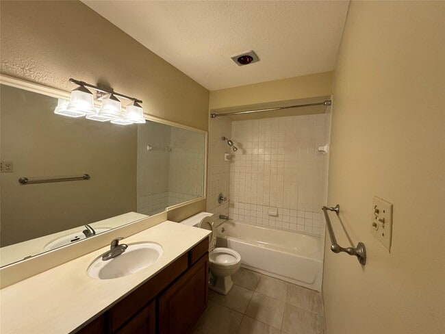 Photo - 2475 Underwood St Unit 291