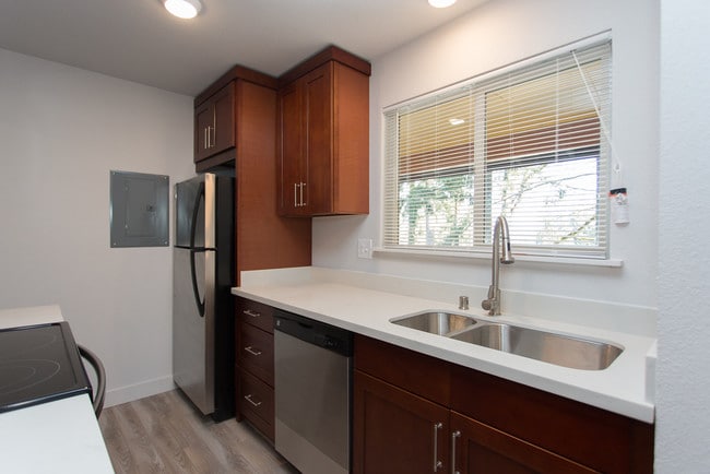 Photo - Gig Harbor Villa Apartments