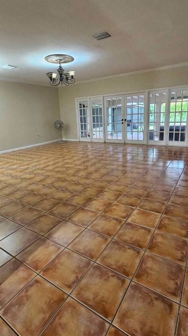 Photo - 1601 SW 83rd Ave