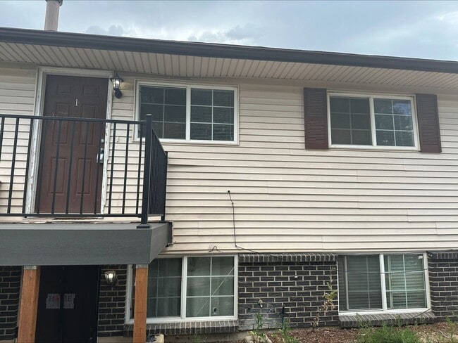 Building Photo - 7080 Alegre Cir Unit 1