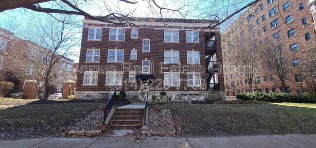 Photo - 5360 Pershing Ave Unit Apartment 6a