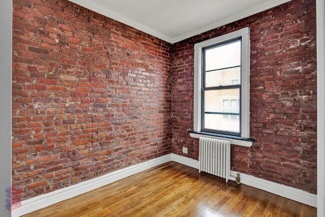 410 E 13th St Unit 5A