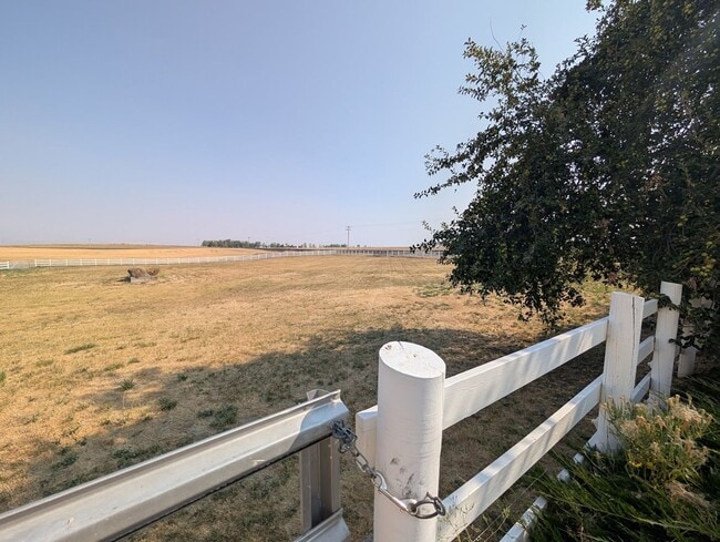 Photo - 35744 Waha Rd