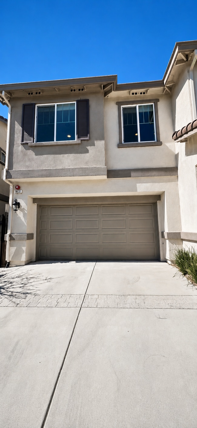 Photo - 2072 Parsons Dr