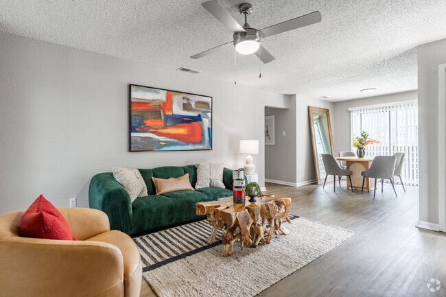 2BR, 2BA - 1,000SF - Living Room - The Reid Apartments