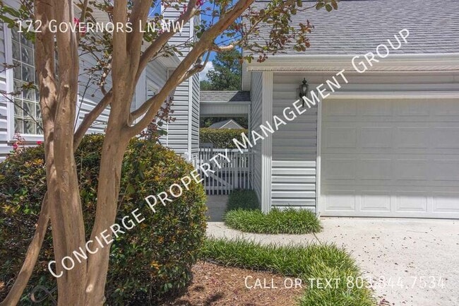 Photo - 172 Governors Ln NW