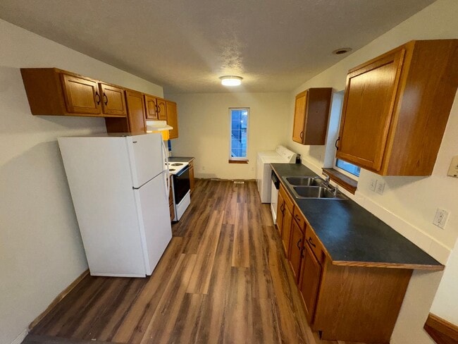 Photo - 807 E Mission Ave Unit 807 1/2