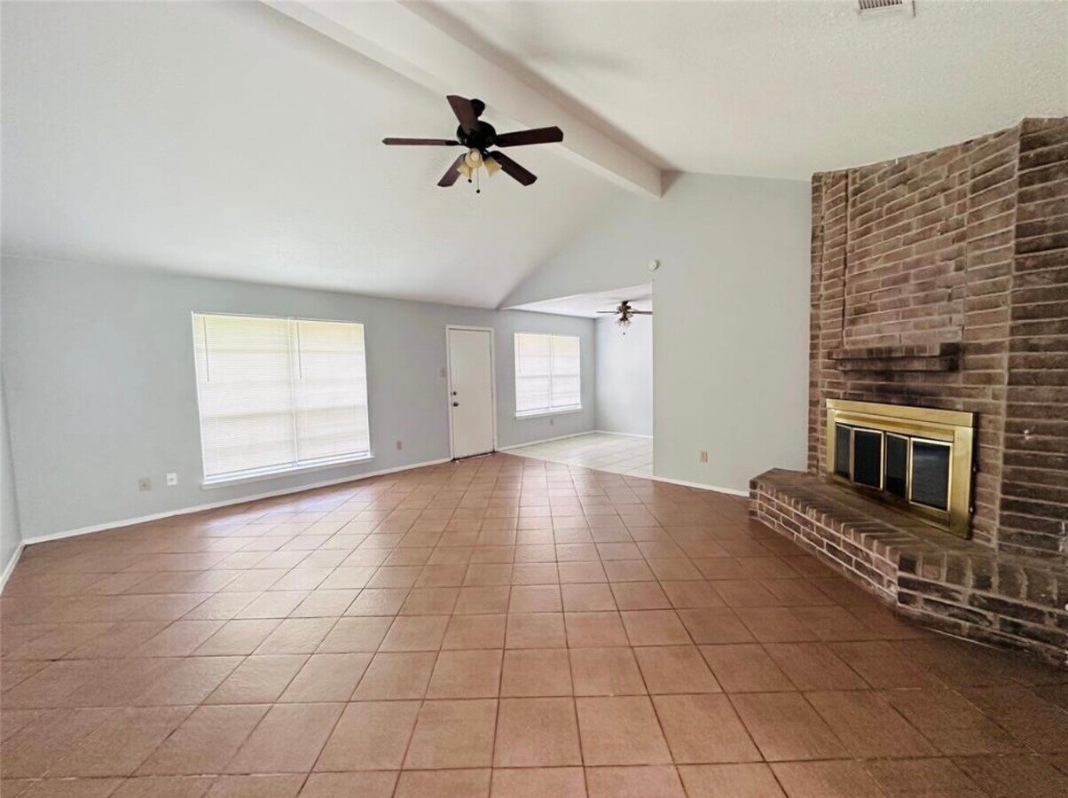 Photo - 7015 Sharpsburg Dr