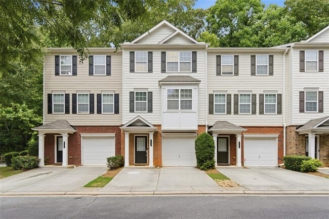 Building Photo - 6710 Stoneleigh Way