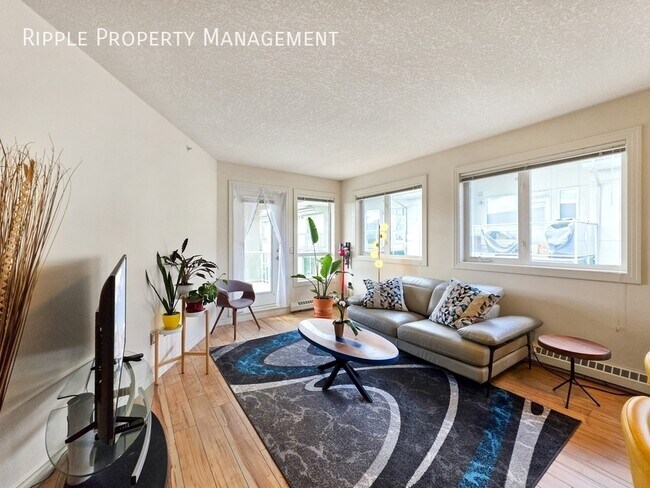 Photo - AMAZING 2 BEDS, 2 BATHS CONDO | STUNNING VARSITY VIEWS & UNDERGROUND PARKING Unit 413