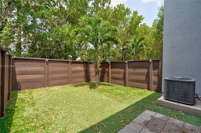 Northwest 91st Court, Miami Lakes, FL 33018 - 3 BR 2.5 BA townhouse