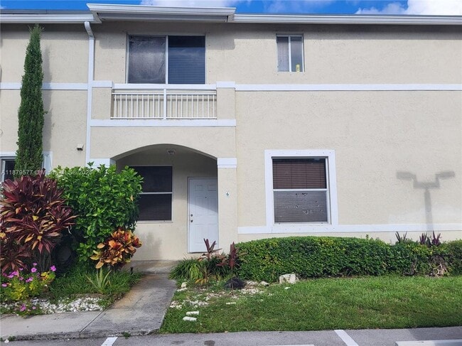 Building Photo - 820 NE 212th Terrace Rental