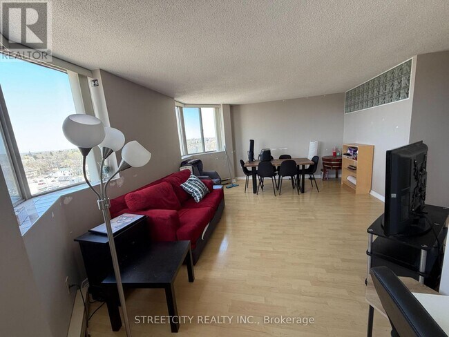 Photo - 695 Richmond St Unit 1307