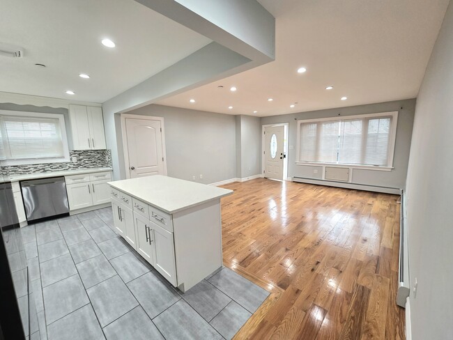 Photo - 11714 197th St Unit 1