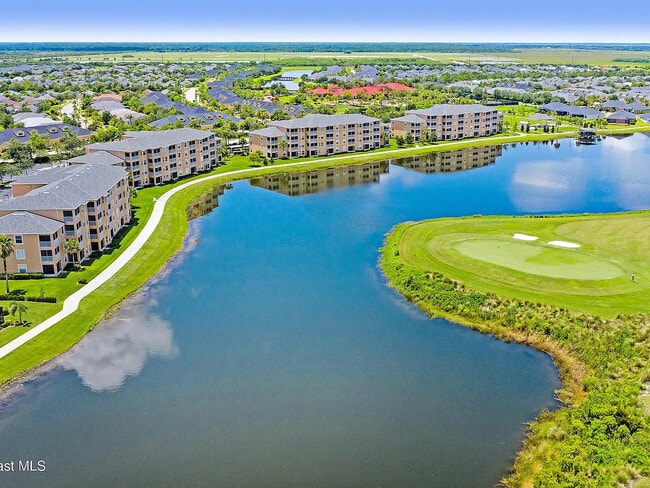 Building Photo - 6838 Toland Dr Unit 205