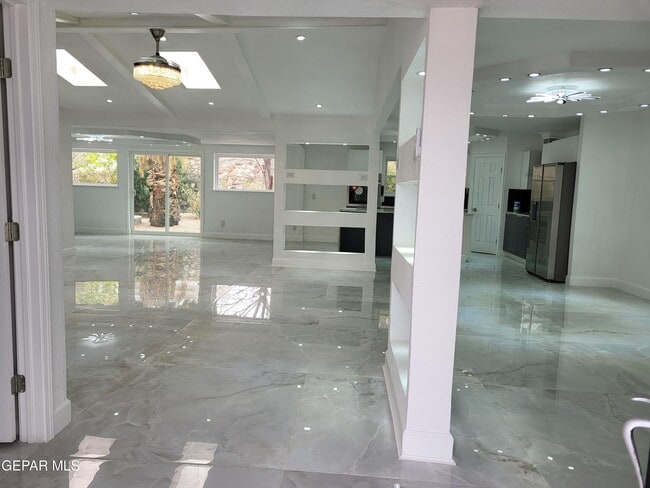 Photo - 806 Cortijo Dr