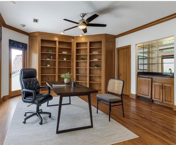 Photo - 5212 Scottish Way