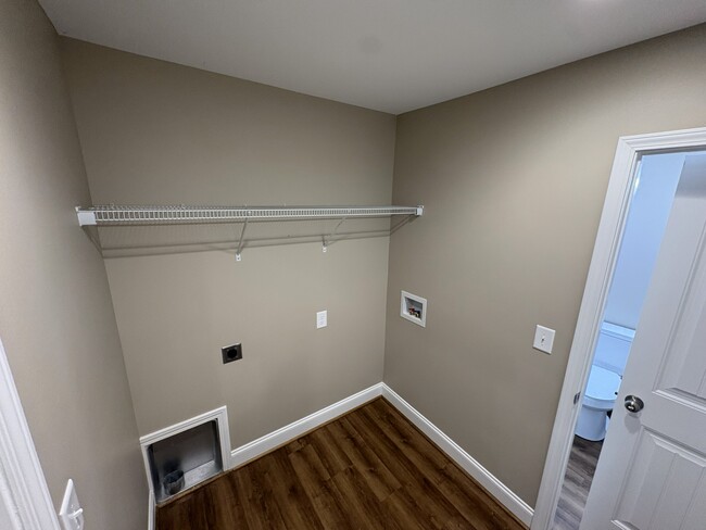 Laundry Room - 3 Dixie Ave