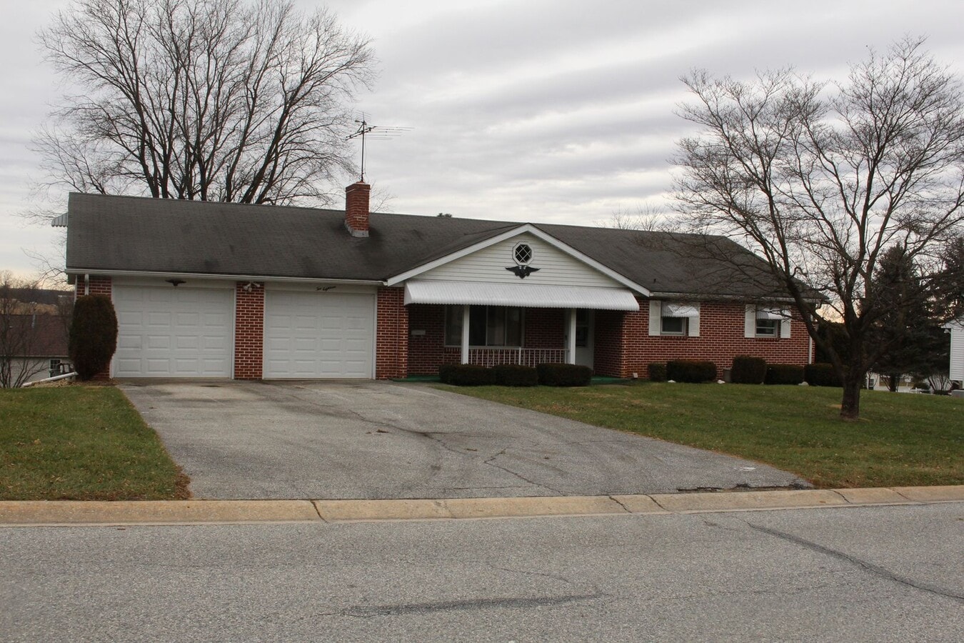 3 Bedroom 2 Bath Rancher in Shrewsbury - 3 Bedroom 2 Bath Rancher in Shrewsbury