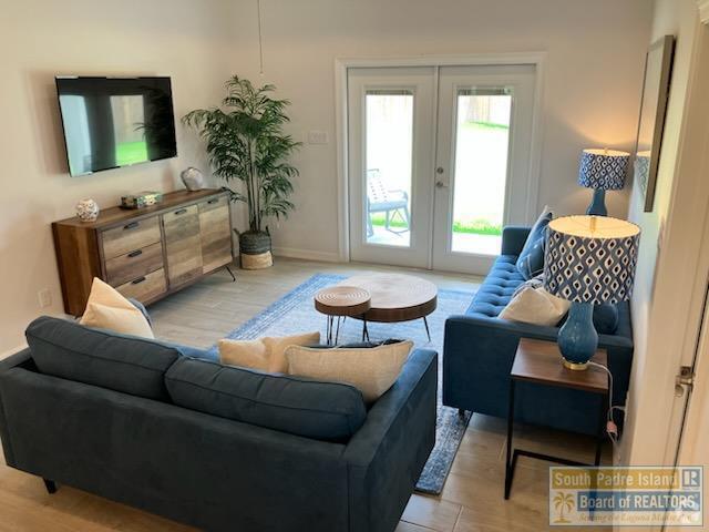 Building Photo - 15 S Bay Hill Dr Rental