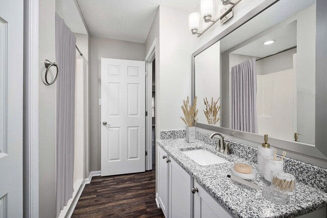 Sunstone Apartments