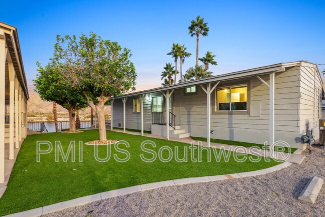 Building Photo - 437 Riverfront Dr Unit 6