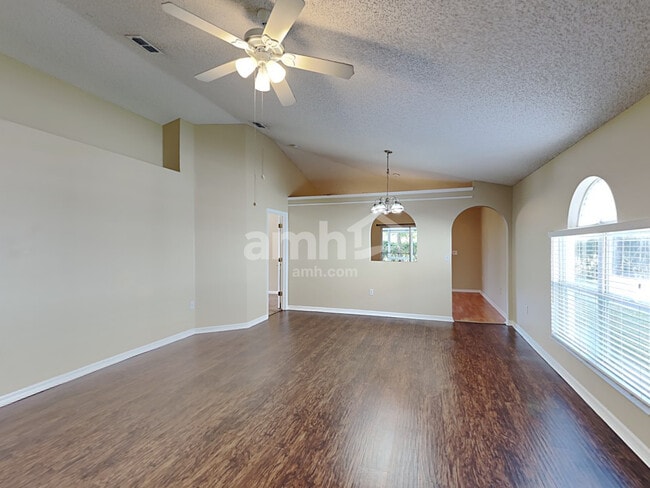 Photo - 2724 Maderia Cir