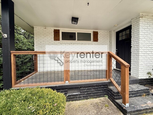 Photo - 904 Tremont St