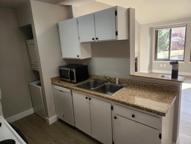 Photo - 10353 W 80th Dr Unit B