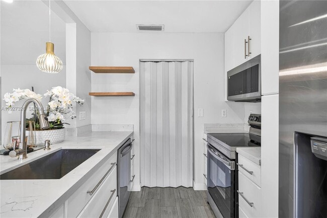 Photo - 11974 SW 110th St Cir S