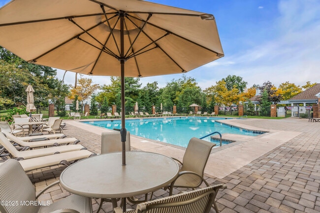 Photo - 45 Rawson Cir